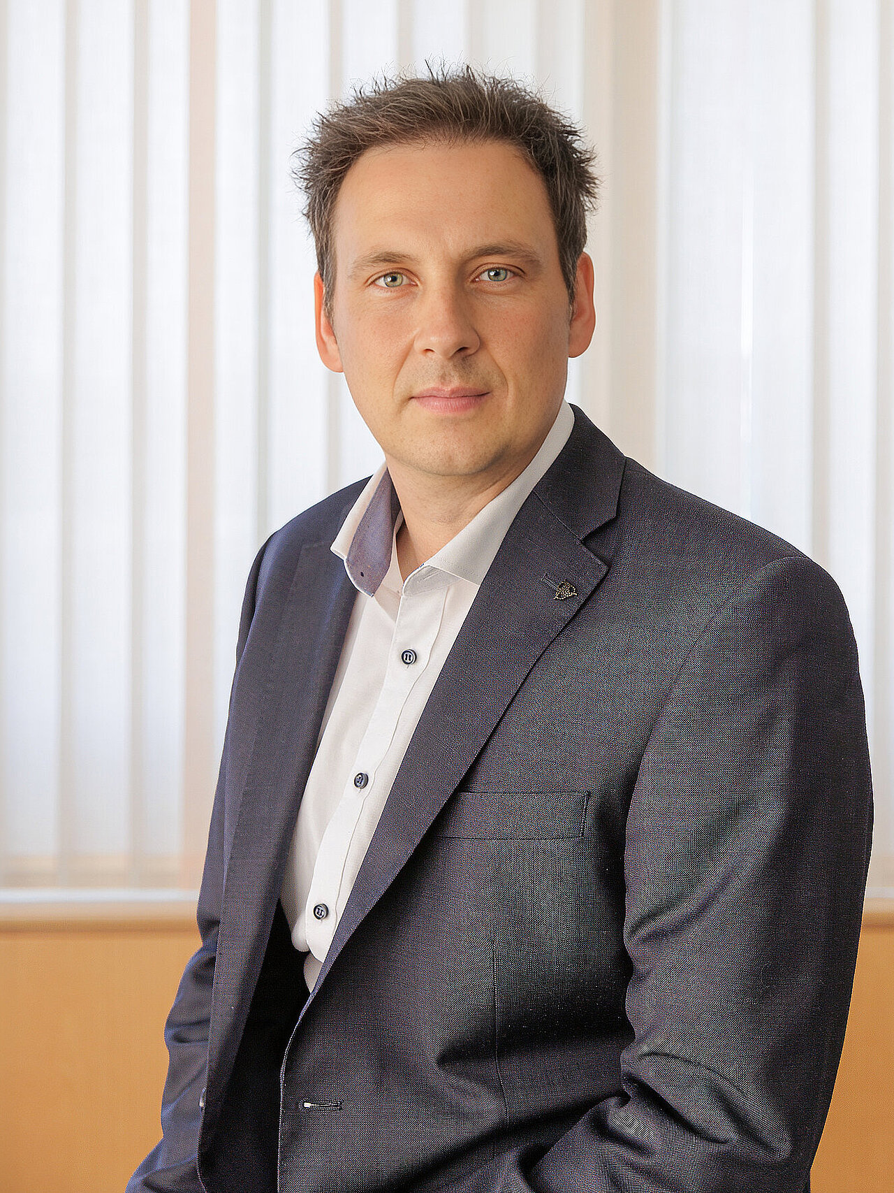     Christopher Sirtl – Steuerberater und Geschäftsführer bei AMBERGTAX